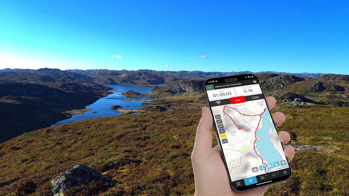 Great view from the mountain top over the lake - GPS tracking in real time